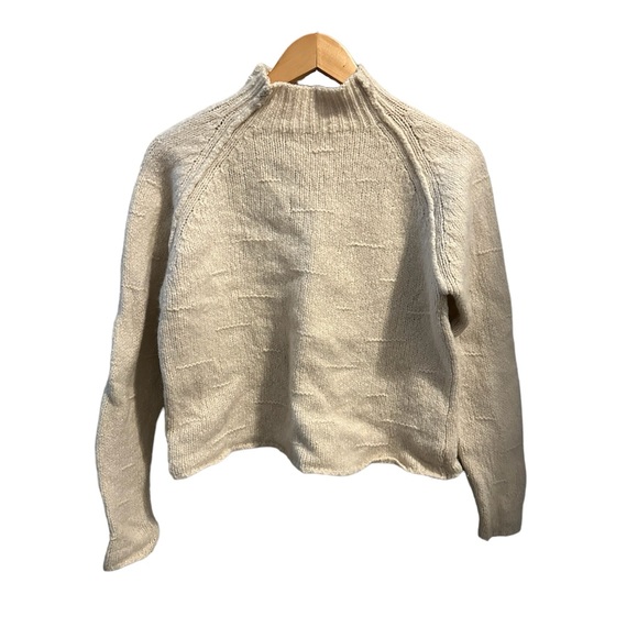 Columbia Wool Cropped Sweater - Picture 1 of 6